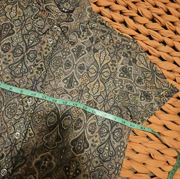 Chateau Works Size M Button Up Shirt MADE IN CANADA - Picture 3 of 4